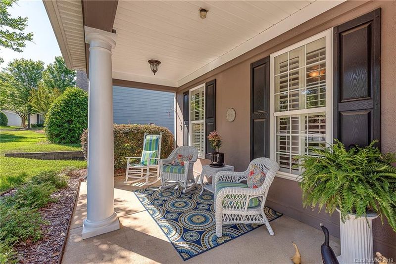 12410 Chancery Ln, Pineville, NC 28134