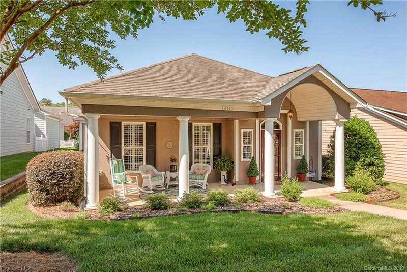 12410 Chancery Ln, Pineville, NC 28134