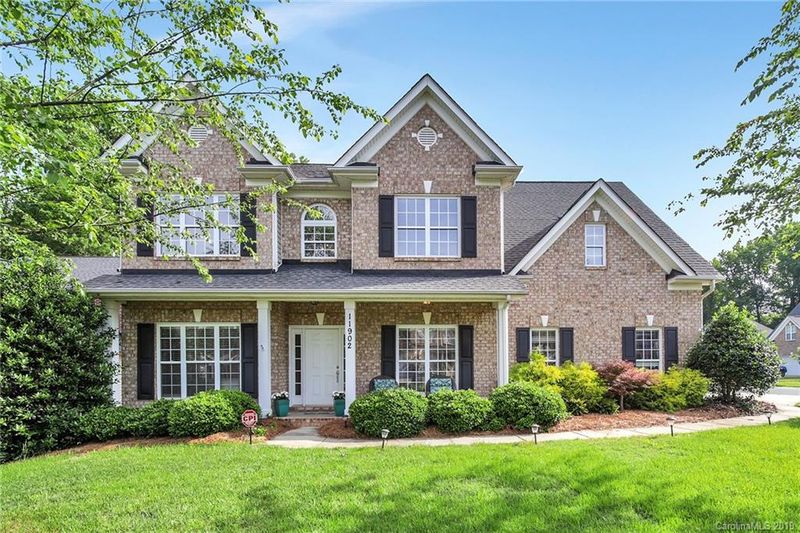 11902 Connie Ct, Matthews, NC 28105