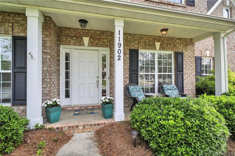 11902 Connie Ct, Matthews, NC 28105