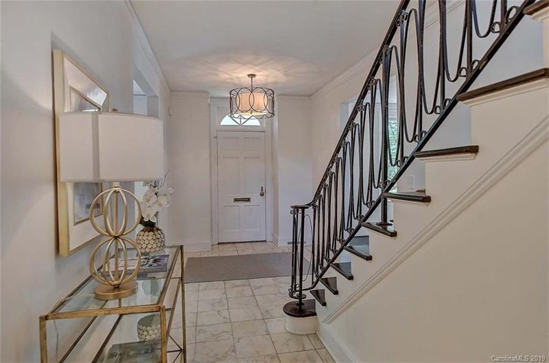 1533 Stanford Pl, Charlotte, NC 28207