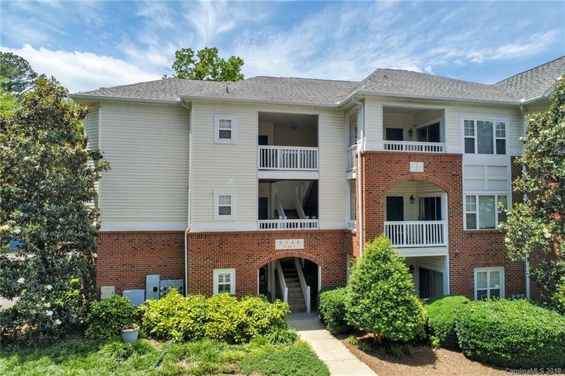 5730 Closeburn Rd #A, Charlotte, NC 28210