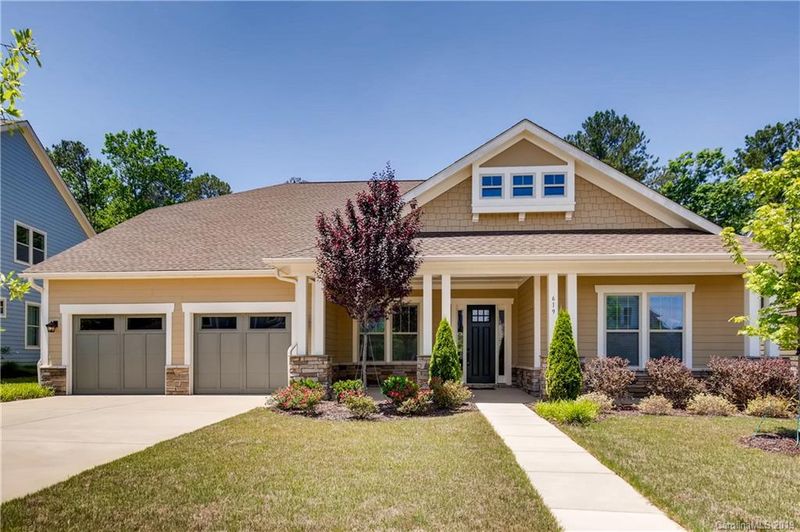 619 Daventry Ct, Clover, SC 29710