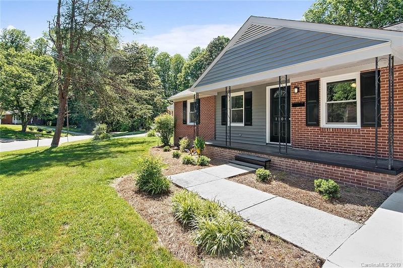 1104 Houston St, Gastonia, NC 28052