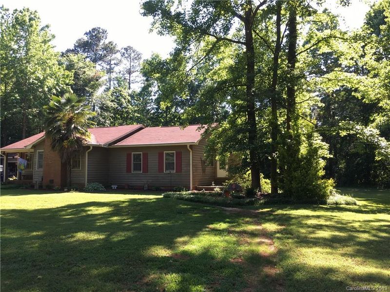 2325 Canberra Dr, Rock Hill, SC 29732