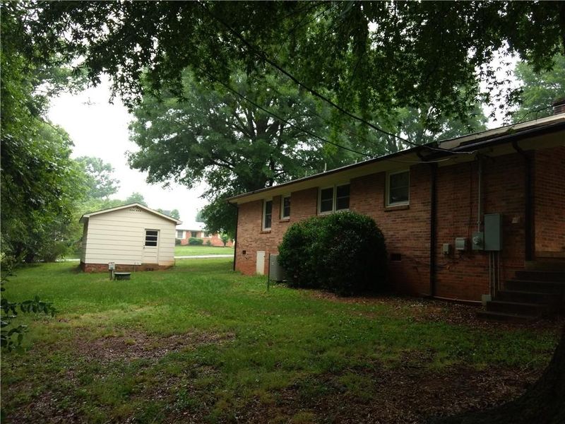 3440 Lester St, Conover, NC 28613