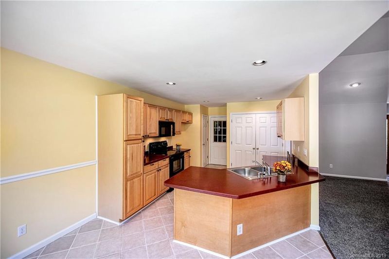 3071 Clover Cir, York, SC 29745