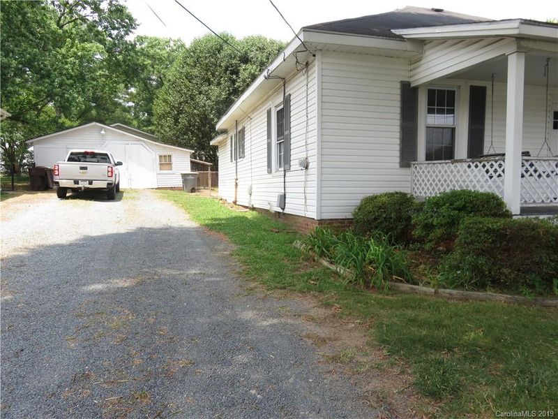 108 York Ave, Kannapolis, NC 28083