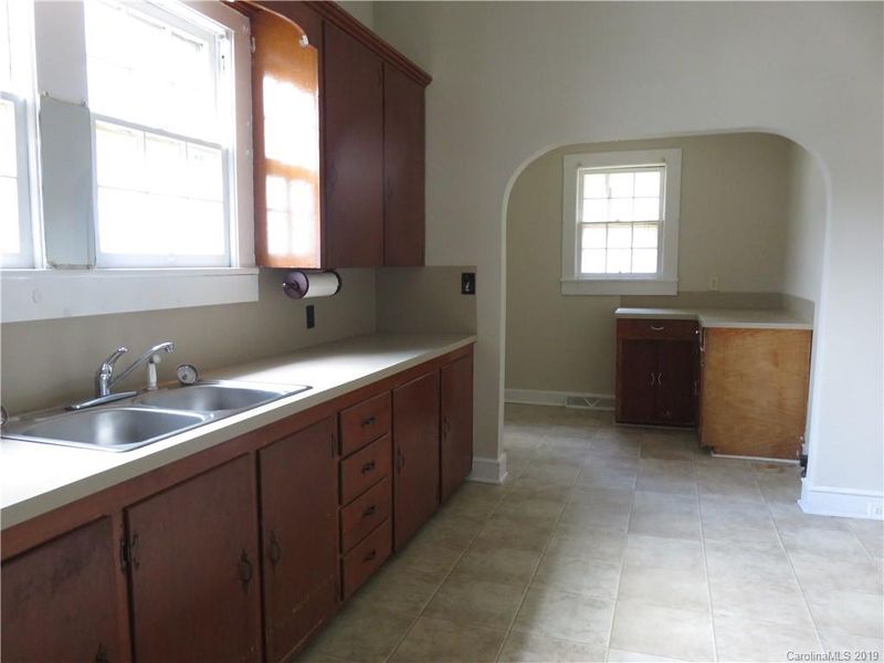 108 York Ave, Kannapolis, NC 28083