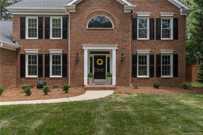 10105 Berkeley Forest Ln, Charlotte, NC 28277