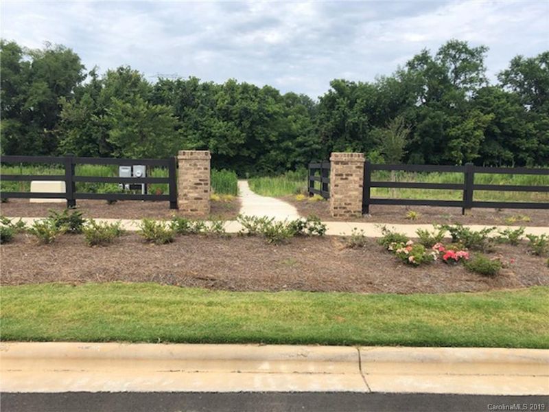 11024 Zac Hill Rd #259, Davidson, NC 28036