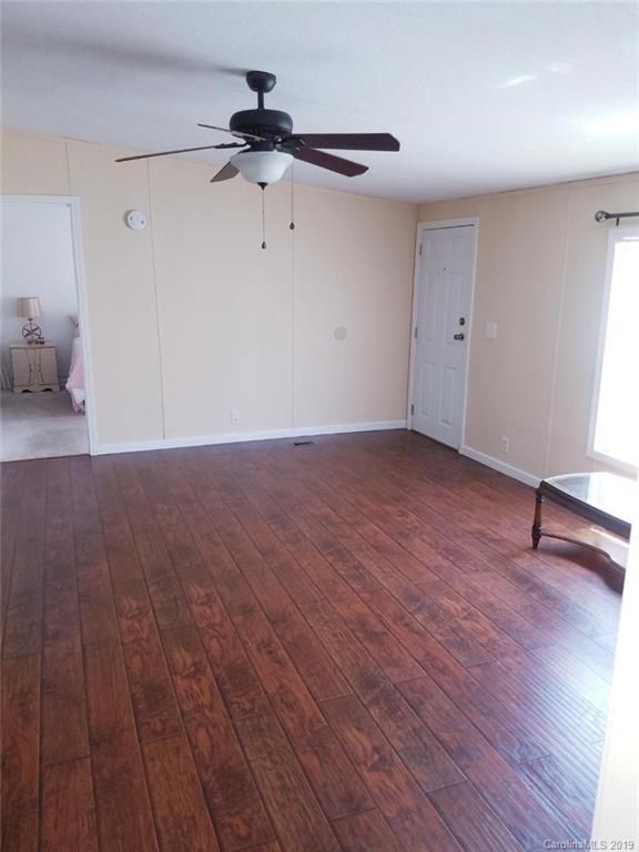 1423 Katelyn Ln, Iron Station, NC 28080