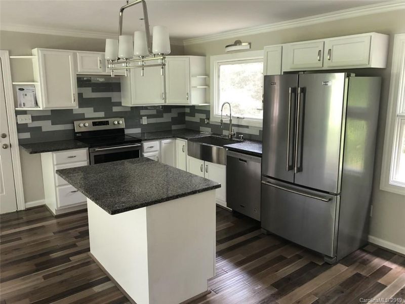 318 Spring St SW, Concord, NC 28025