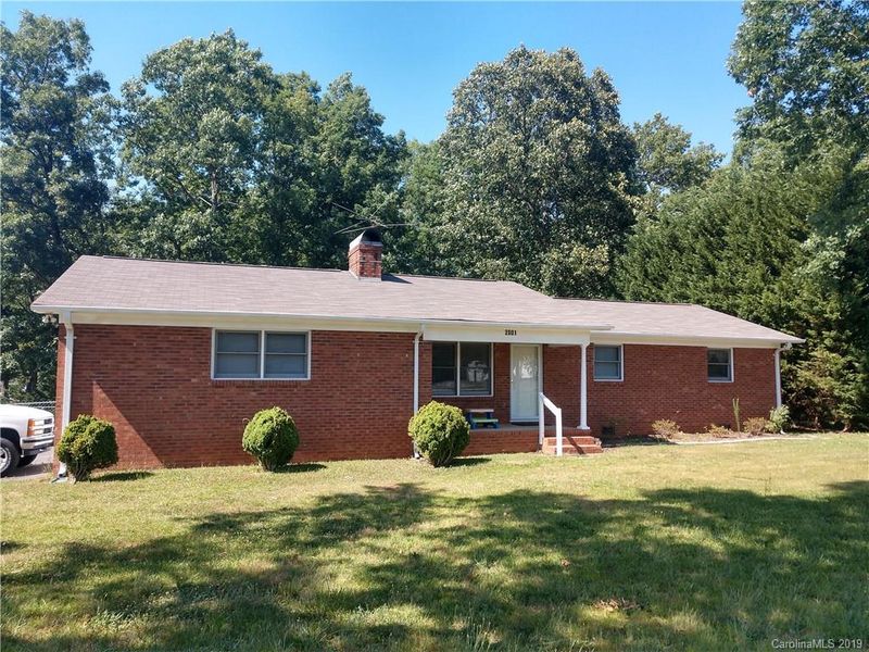 2001 Moose Rd, Kannapolis, NC 28083