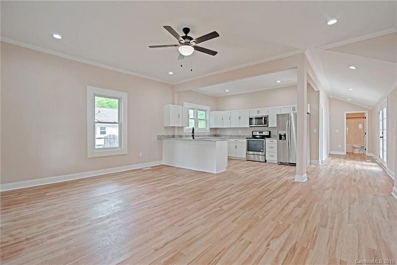616 Poplar Ave, Kannapolis, NC 28081