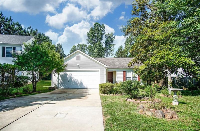 5131 Timbertop Ln, Charlotte, NC 28215