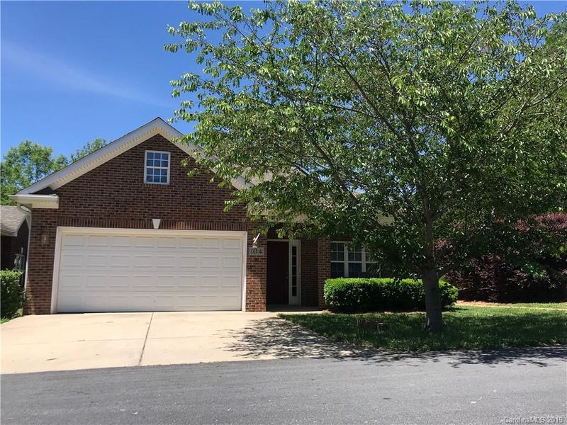 104 Aberdeen Dr #1, Troutman, NC 28166