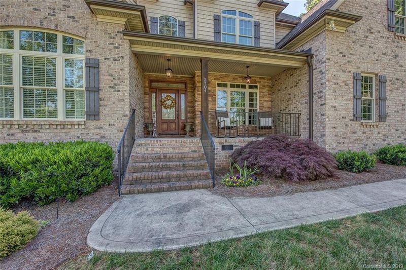 2704 Lake Front Dr, Belmont, NC 28012
