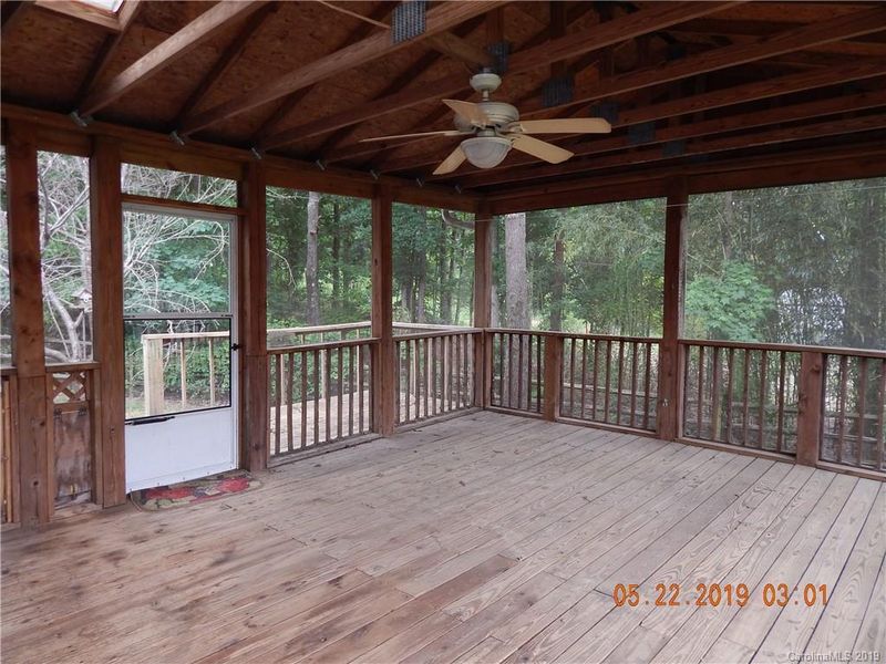 10112 Fairlea Dr, Charlotte, NC 28269