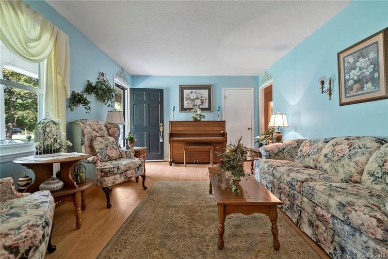4241 Dye Rd, Edgemoor, SC 29712
