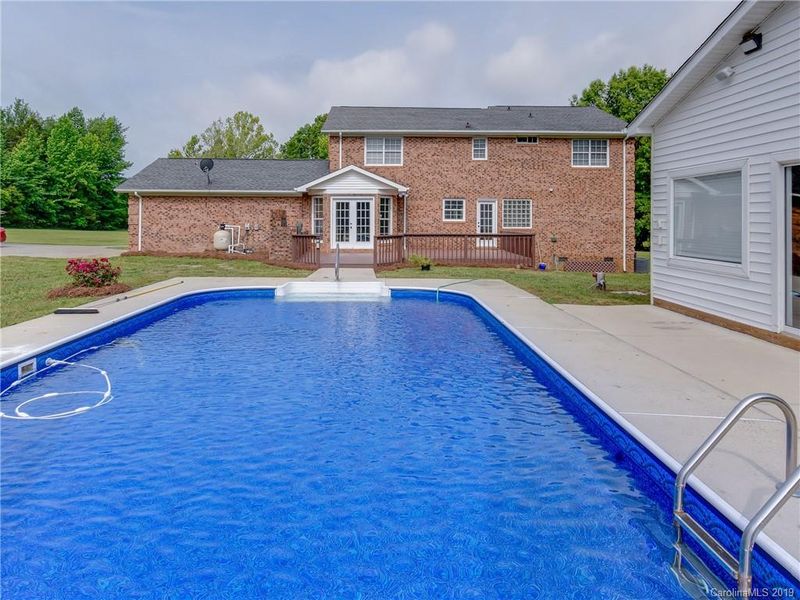 4805 Wolf Pond Rd, Monroe, NC 28112