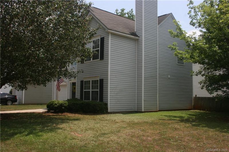 2037 Campfire Trl, Clover, SC 29710
