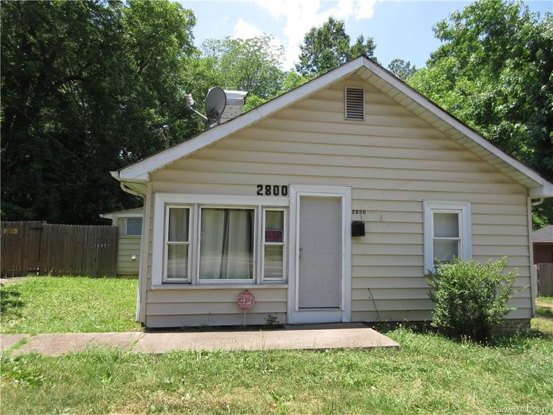2800 Eastway Dr, Charlotte, NC 28205