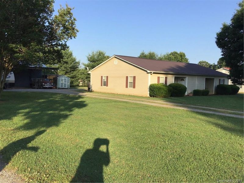 1678 Cat Square Rd, Vale, NC 28168