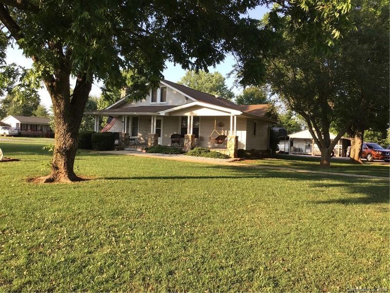 1692 Cat Square Rd, Vale, NC 28168