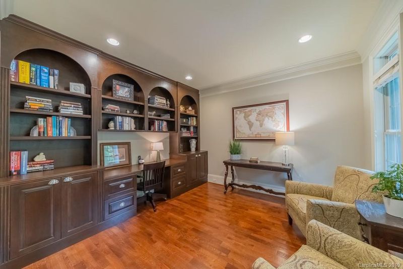 7521 Windyrush Rd, Charlotte, NC 28226