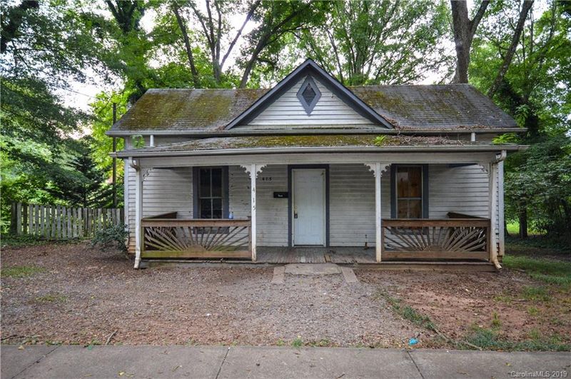 415 Sharpe St, Statesville, NC 28677