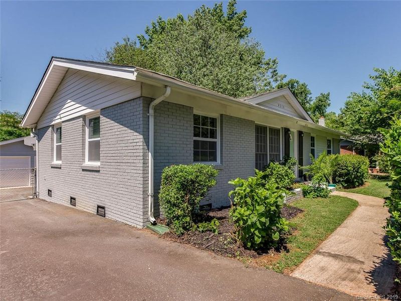 4314 Winedale Ln, Charlotte, NC 28205