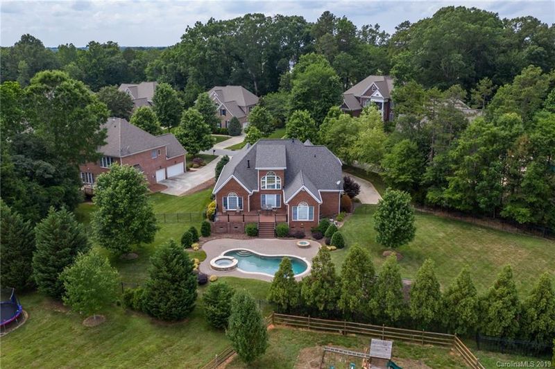 401 Conaway Ct, Waxhaw, NC 28173