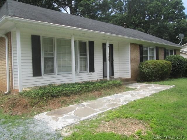 1055 Mclaughlin Dr, Charlotte, NC 28212