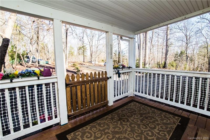 932 Stones Throw Dr, Concord, NC 28025