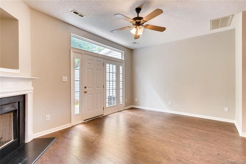 9411 Kimmel Ln, Charlotte, NC 28216