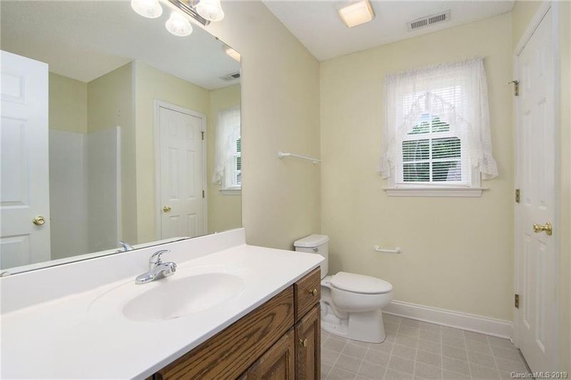 5524 Mallard Ln, Gastonia, NC 28052