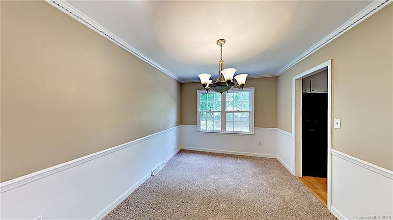 841 Riverwood Rd, Charlotte, NC 28270