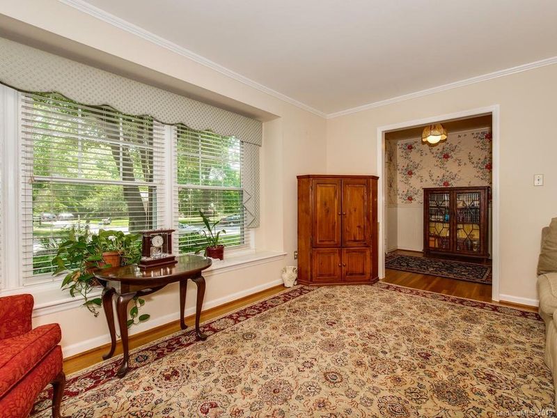 5717 Alanhurst Pl, Charlotte, NC 28217