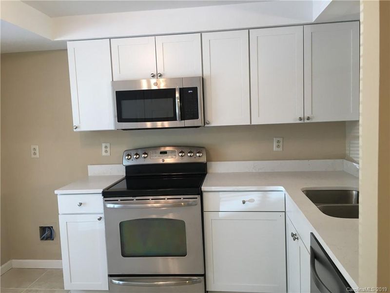 5113 Fair Wind Ln, Charlotte, NC 28212