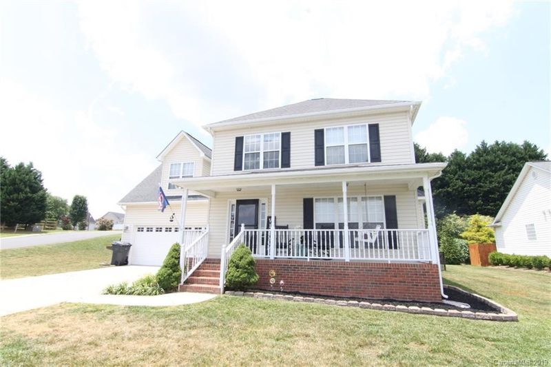 101 Brahman Ct, Dallas, NC 28034
