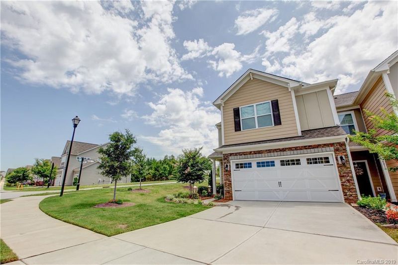 4020 Alston Dr, Lancaster, SC 29720