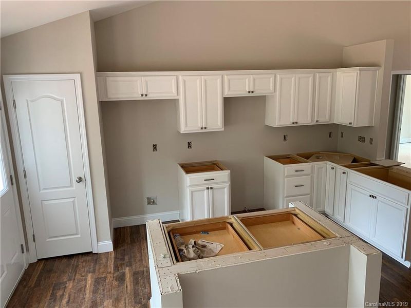 2545 Echerd St, Kannapolis, NC 28083