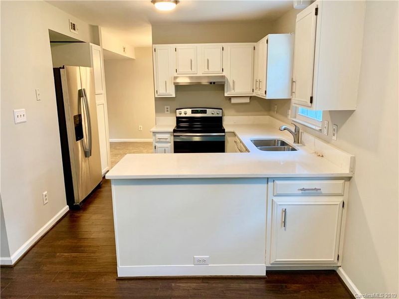 5901 Tillery Dr, Charlotte, NC 28226
