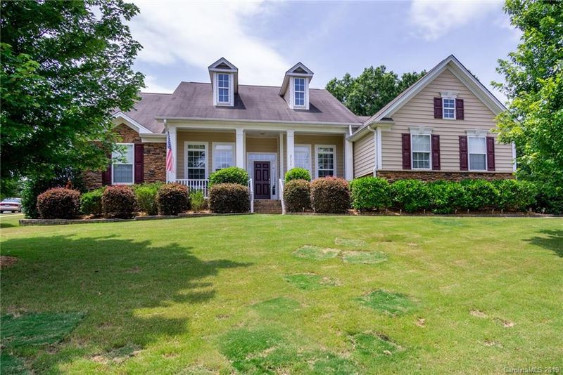 2136 Chickasaw Loop, Rock Hill, SC 29732