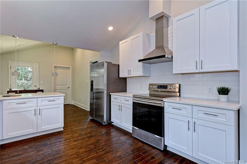 1341 Shamrock Dr, Charlotte, NC 28205