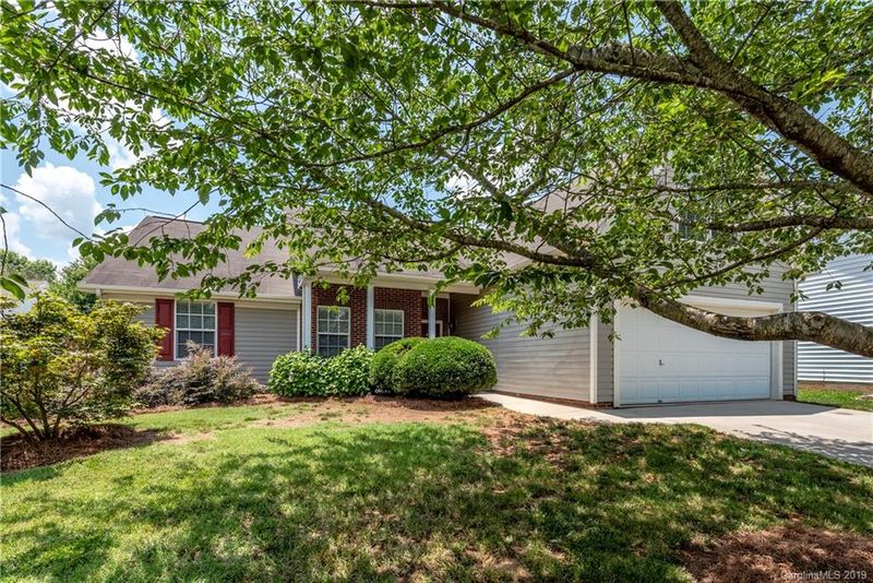 6515 Afterglow Dr, Indian Trail, NC 28079