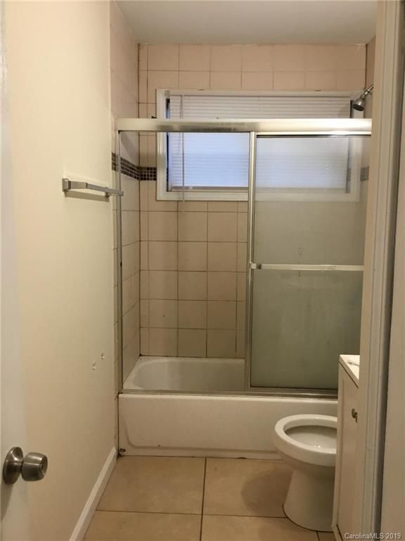 2500 Thornton Rd, Charlotte, NC 28208