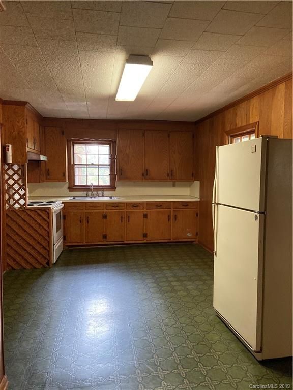 111 Maple Hill Rd, Monroe, NC 28110