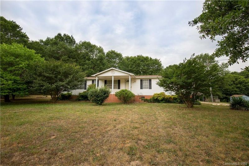 1905 Beamguard Rd, Clover, SC 29710